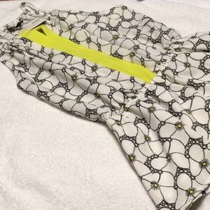 Flower Power Top by CEC!  Black, White and Yellow